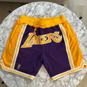 Mitchell & Ness Just Don Lakers shorts men’s size Large used excellent condition
